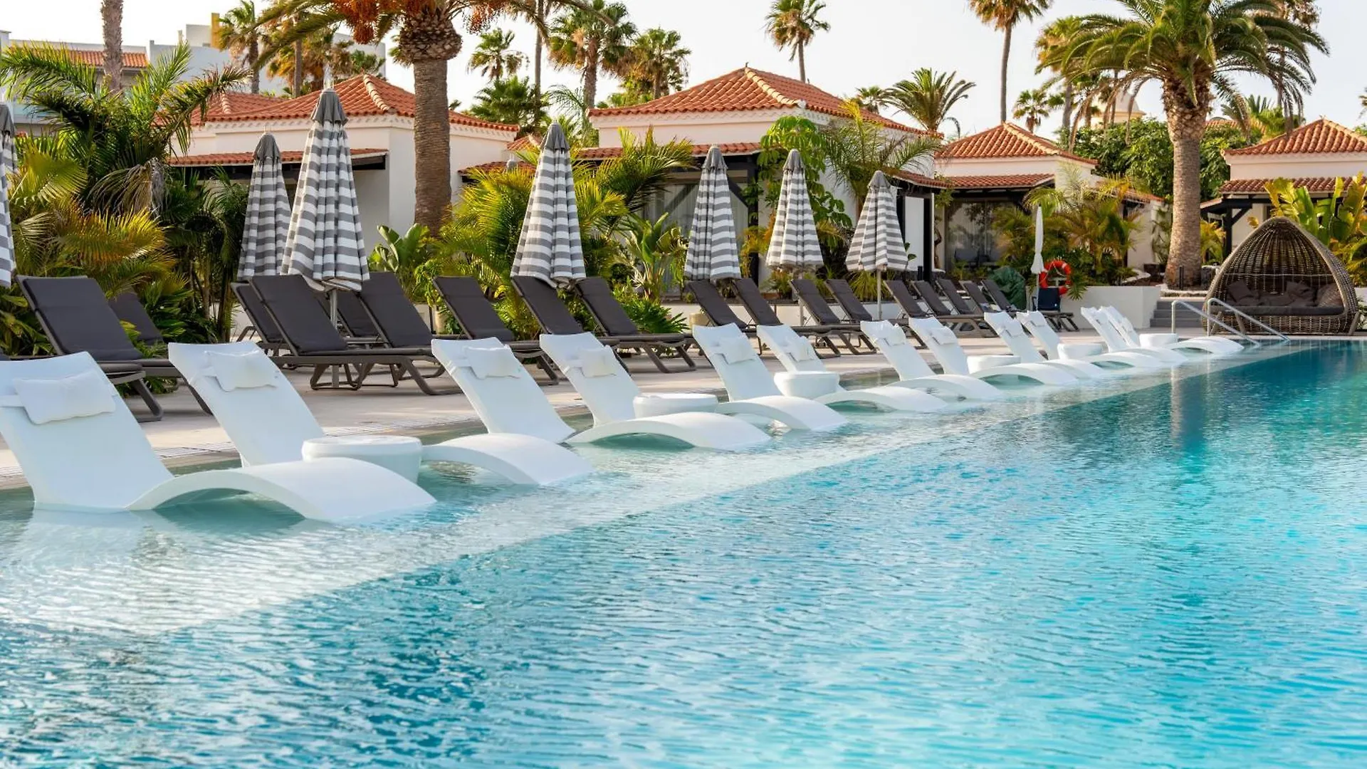 ****  Barcelo Fuerteventura Royal Level - Adults Only Hotel Caleta De Fuste Spain